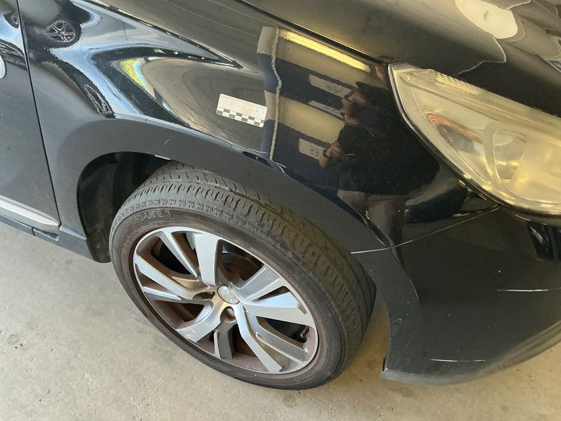 Peugeot 2008 1.6 e-HDi Crossway 2015 – снимка 22