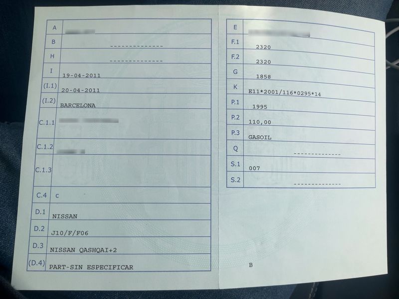 Nissan Qashqai+2 2.0 dCi Acenta 4x4 — zdjęcie 15