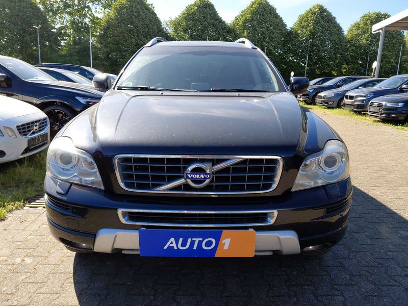 Volvo XC90 2.4 D5 Momentum — zdjęcie 7