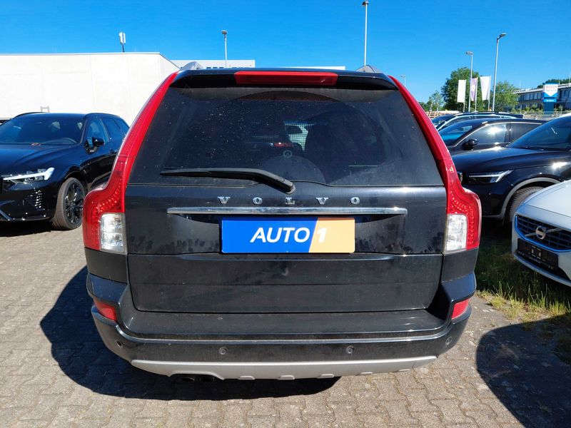 Volvo XC90 2.4 D5 Momentum — zdjęcie 4