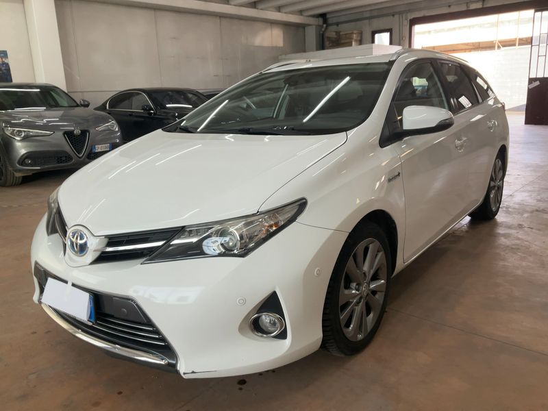 Auris Touring Sports 1.8 Hybrid Lounge