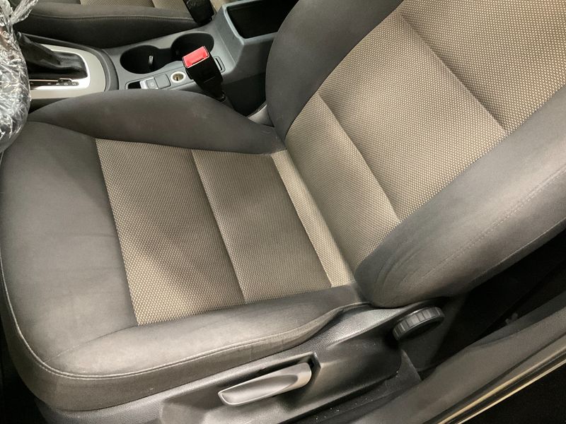 Audi Q3 2.0 TDI quattro 2013 – снимка 36