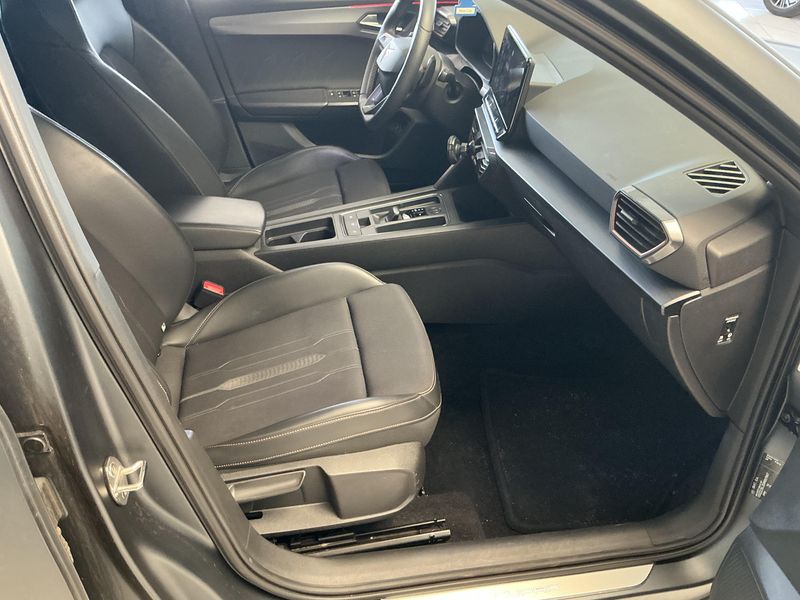 Cupra Leon 1.4 e-HYBRID — zdjęcie 11