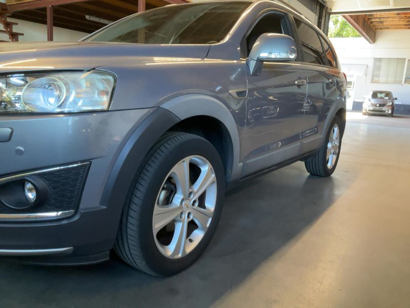 Chevrolet Captiva 2.2 Diesel D LTZ 4WD — zdjęcie 2
