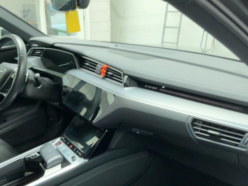 Audi e-tron S quattro — zdjęcie 12
