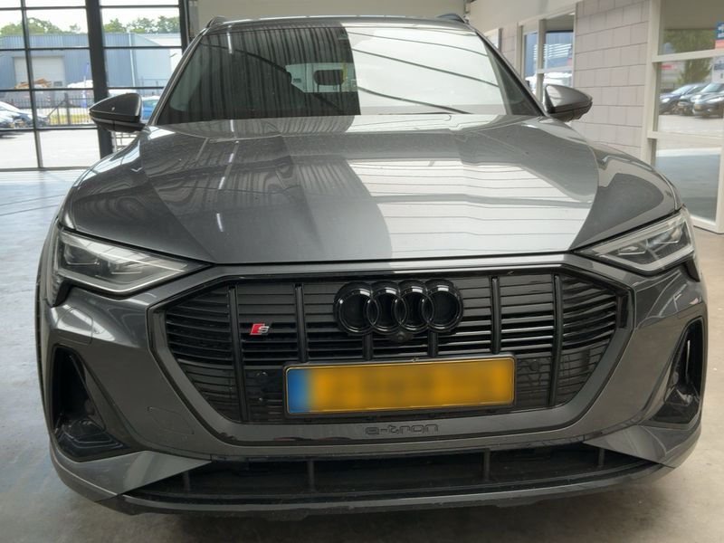 Audi e-tron S quattro — zdjęcie 9
