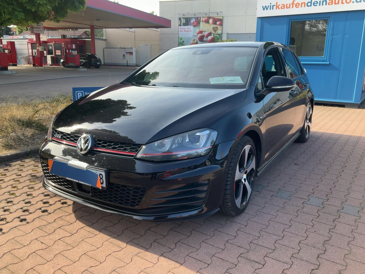 Volkswagen Golf VII 2.0 TFSI GTI "Performance" BlueMotion