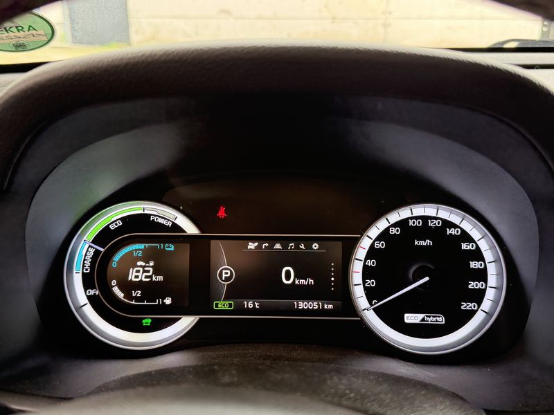 Kia Niro 1.6 Hybrid Edition 7 — zdjęcie 12