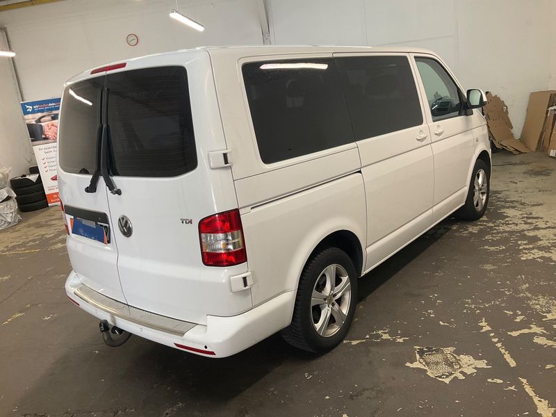Volkswagen T5 Caravelle 2.0 TDI Comfortline — zdjęcie 6