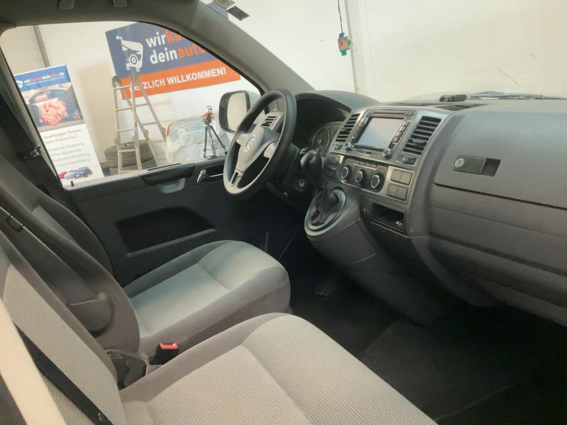 Volkswagen T5 Caravelle 2.0 TDI Comfortline — zdjęcie 11