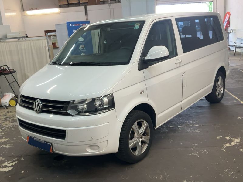 Volkswagen T5 Caravelle 2.0 TDI Comfortline