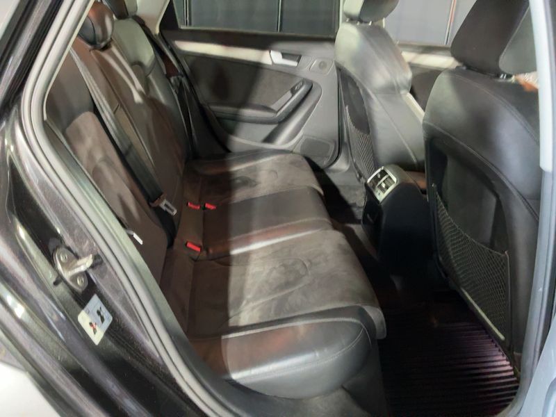 Audi A4 Allroad 2.0 TDI — zdjęcie 14