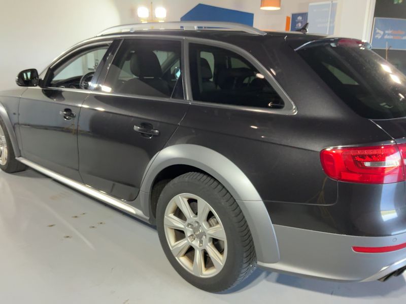 Audi A4 Allroad 2.0 TDI — zdjęcie 3