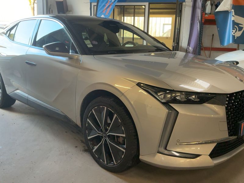 DS Automobiles DS4 1.6 E-Tense Hybrid Rivoli — zdjęcie 8