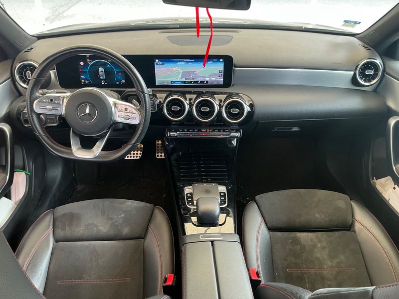 Mercedes-Benz A-Klasse A 180 d — zdjęcie 12