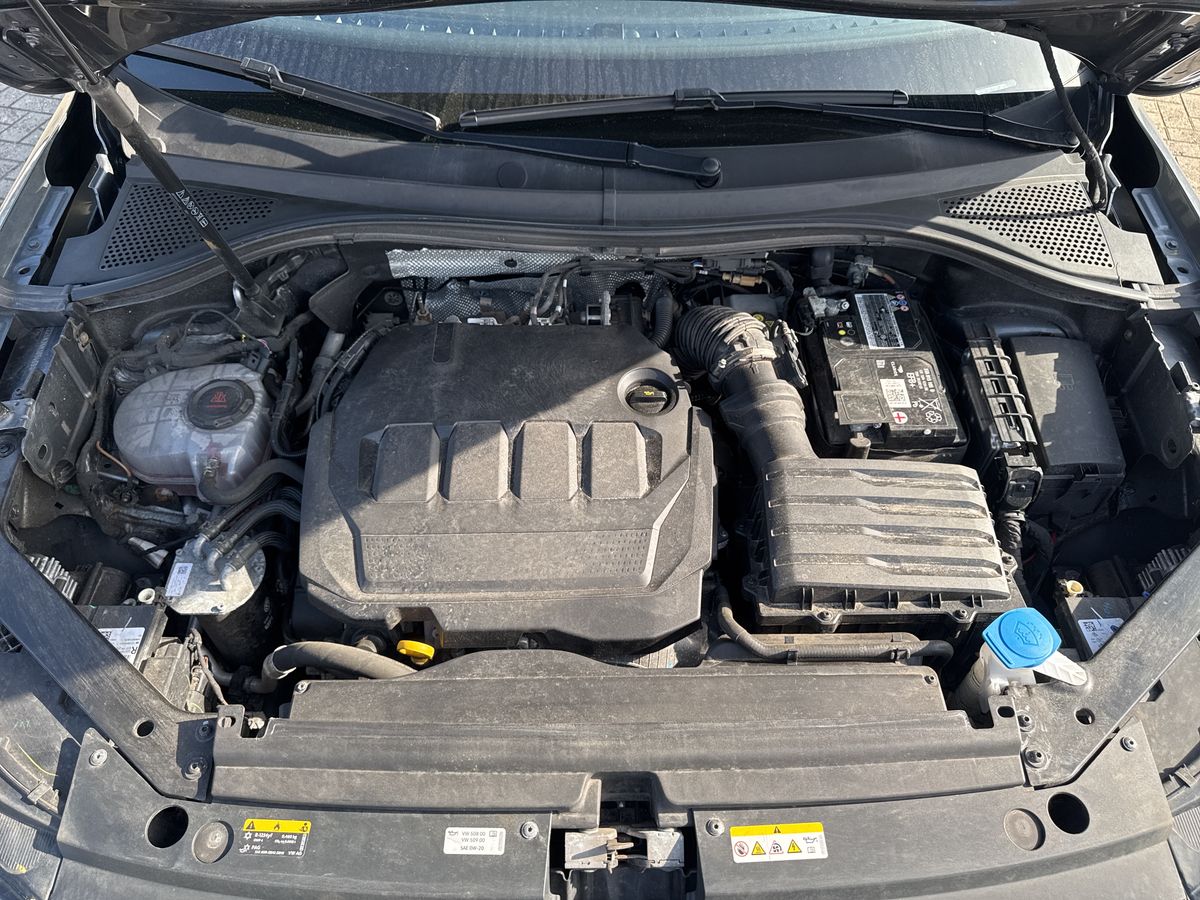 Volkswagen Tiguan 2022 — photo 9