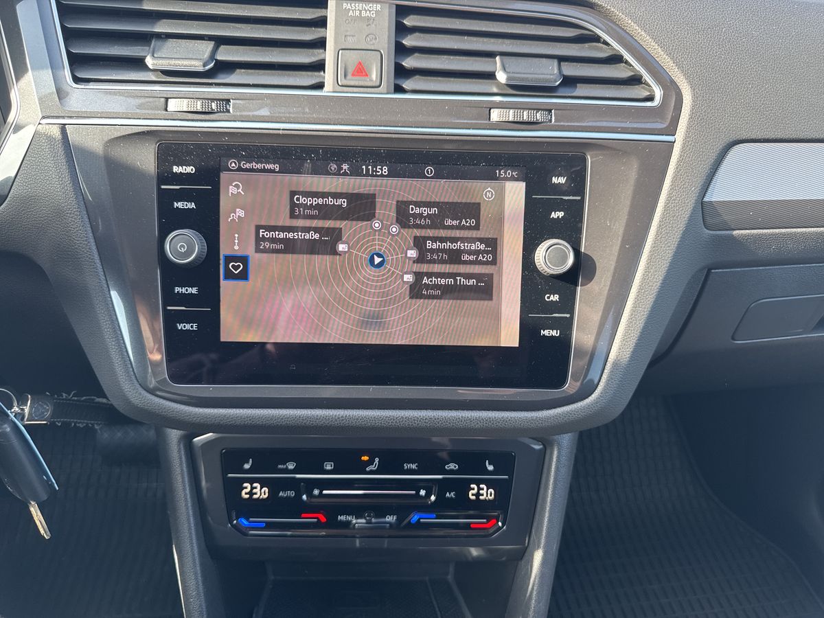 Volkswagen Tiguan 2022 — photo 14