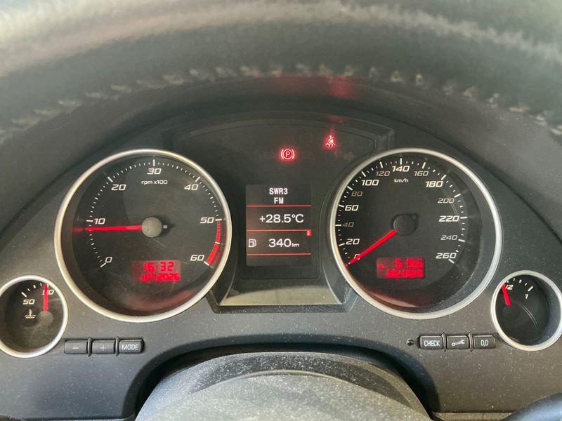 Seat Exeo 2.0 TDI Sport — zdjęcie 4