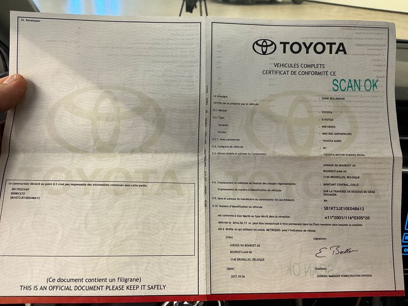 Toyota Auris 1.3 Comfort — zdjęcie 16