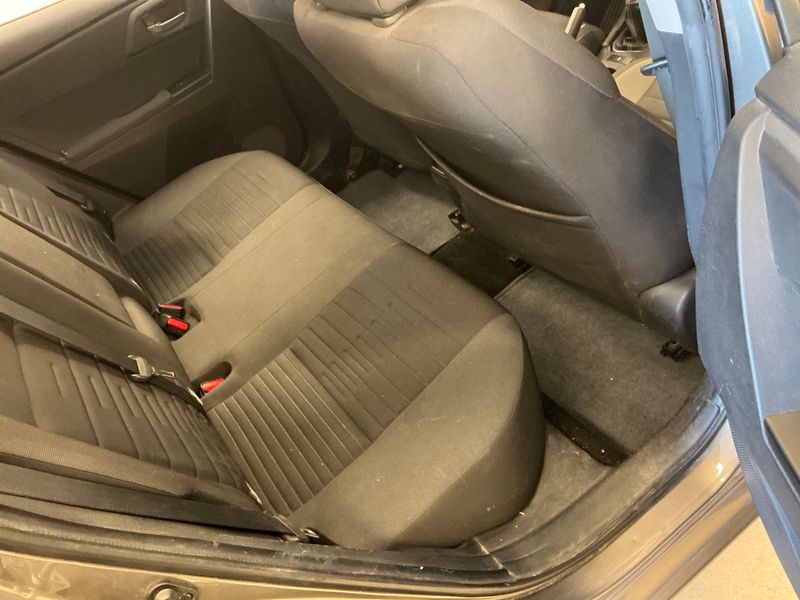 Toyota Auris 1.3 Comfort 2018 – снимка 37