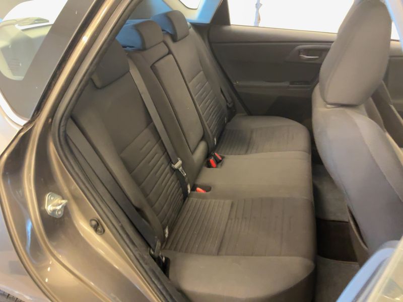 Toyota Auris 1.3 Comfort — zdjęcie 14