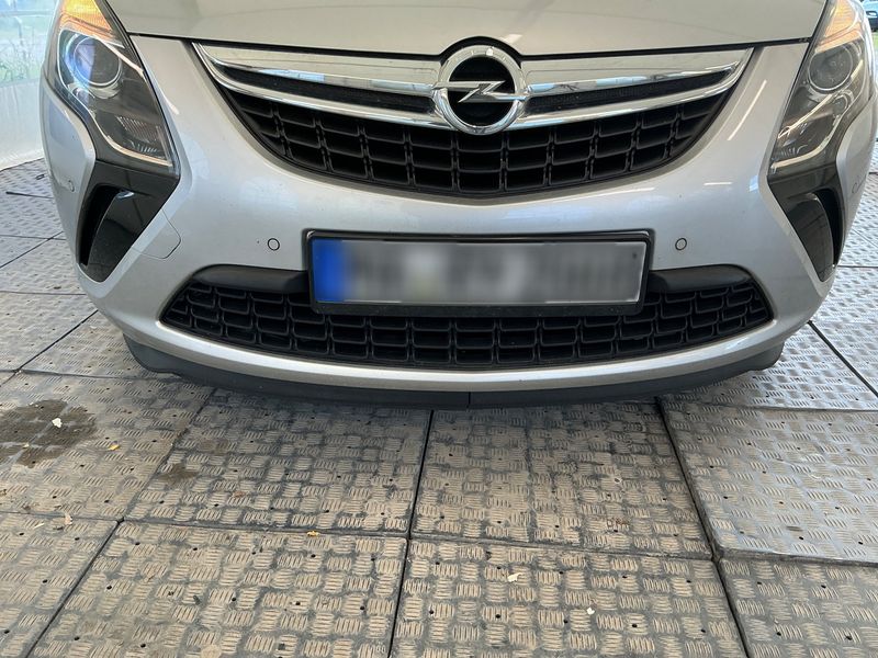Opel Zafira Tourer 1.4 Turbo LPG Selection 2016 – снимка 37