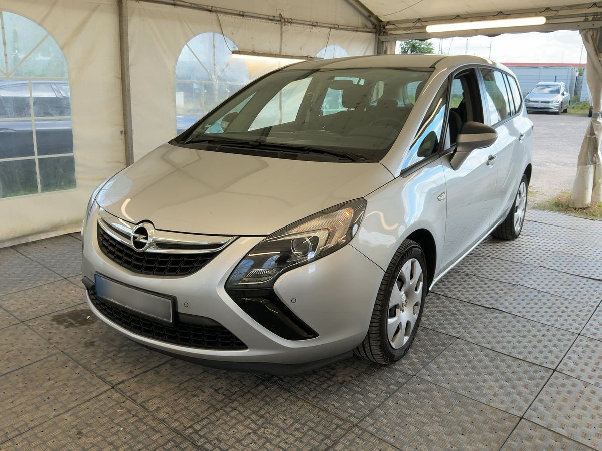 Opel Zafira 2016