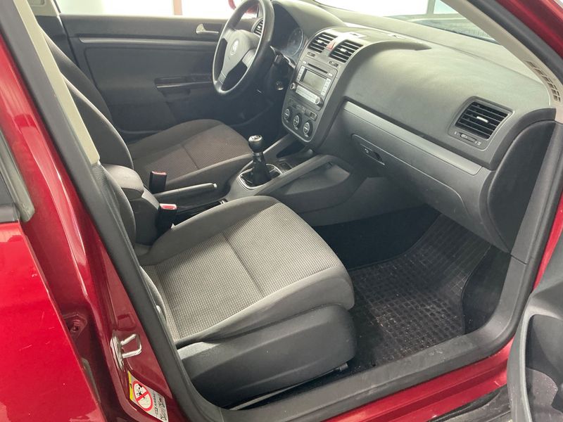 Volkswagen Golf V 1.9 TDI Trendline 4Motion — zdjęcie 3