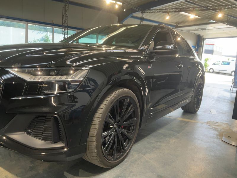 Audi Q8 50 TDI Mild-Hybrid quattro — zdjęcie 2