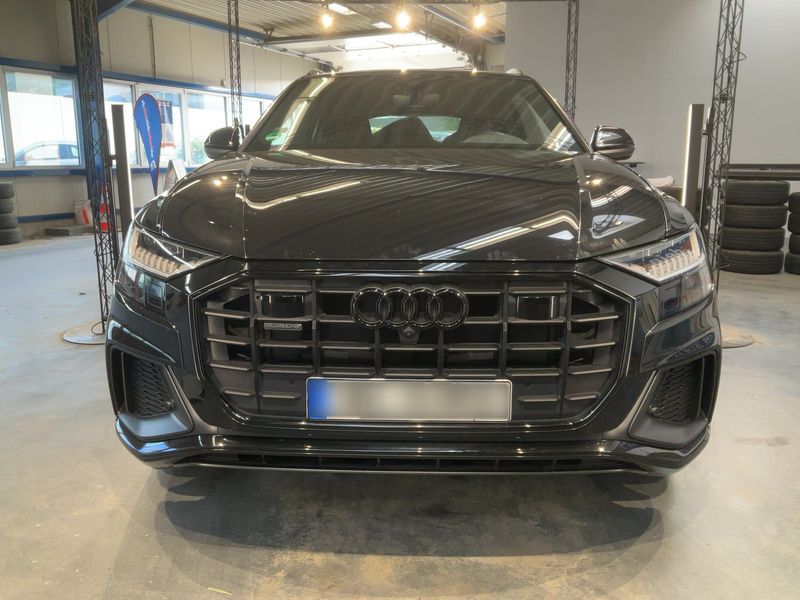 Audi Q8 50 TDI Mild-Hybrid quattro — zdjęcie 9