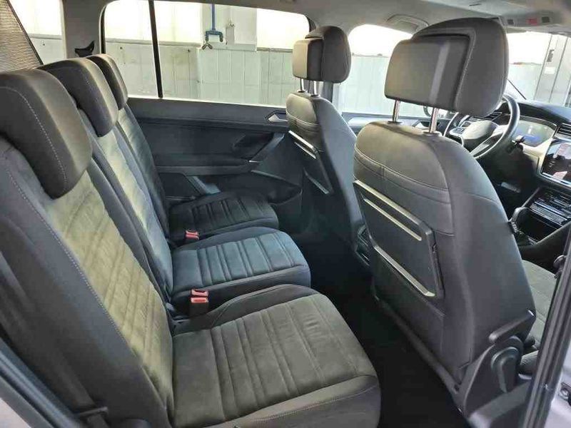 Volkswagen Touran 2.0 TDI Comfortline BlueMotion Tech — zdjęcie 12