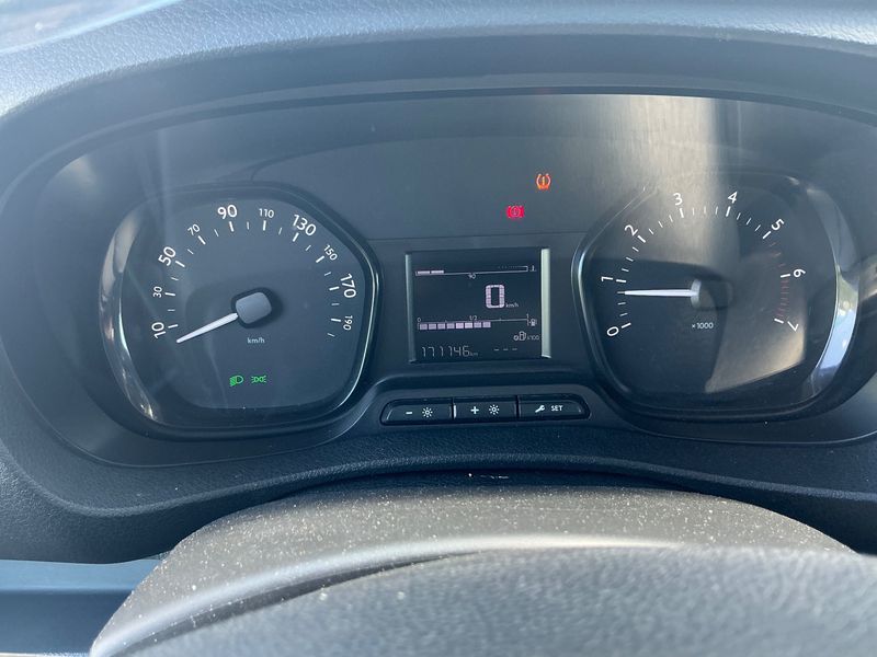 Toyota ProAce Verso 2.0 D-4D L1 Family — zdjęcie 13