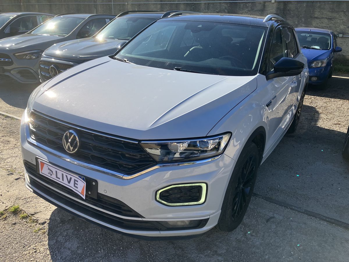 Volkswagen T-Roc 2021 — photo 1