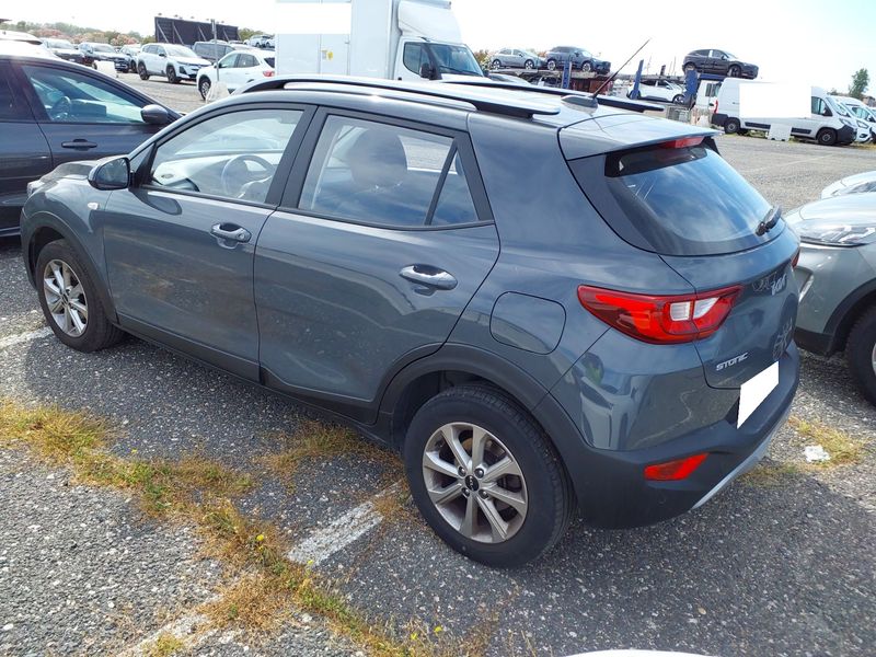 Kia Stonic 1.0 TGDI Mild-Hybrid Urban — zdjęcie 3