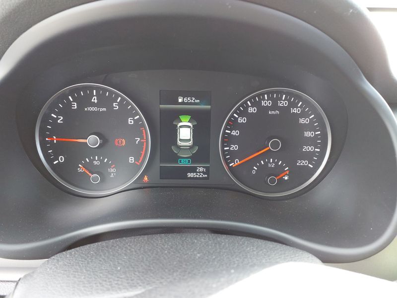Kia Stonic 1.0 TGDI Mild-Hybrid Urban — zdjęcie 12