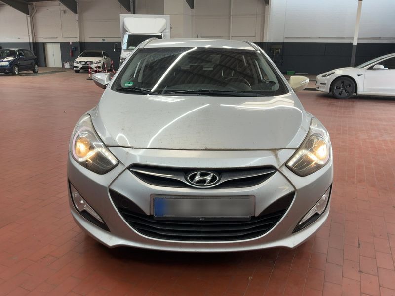 Hyundai i40 1.6 5 Star Edition — zdjęcie 9