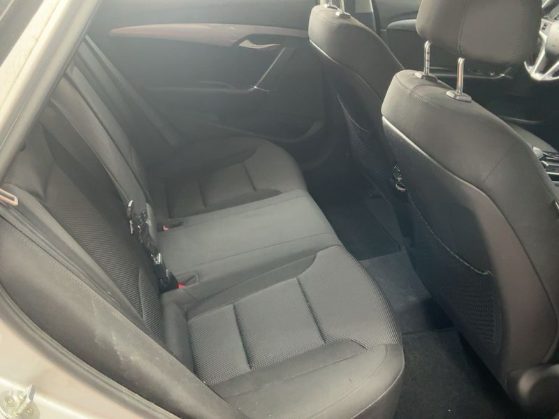 Hyundai i40 1.6 5 Star Edition — zdjęcie 14