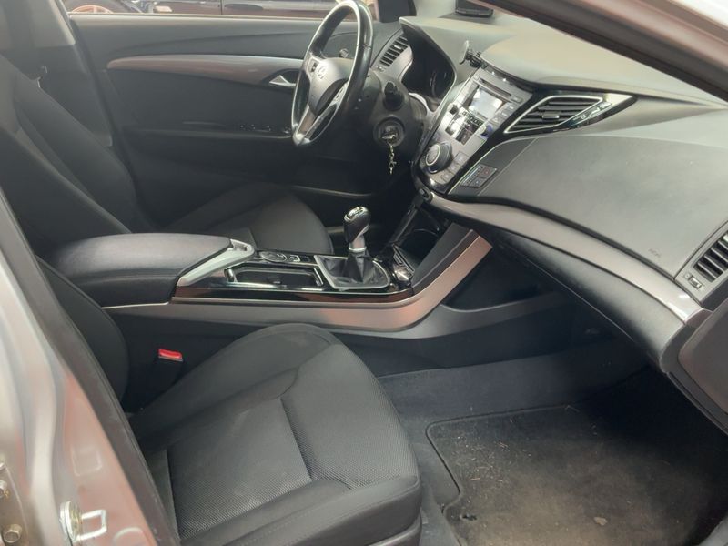 Hyundai i40 1.6 5 Star Edition — zdjęcie 11