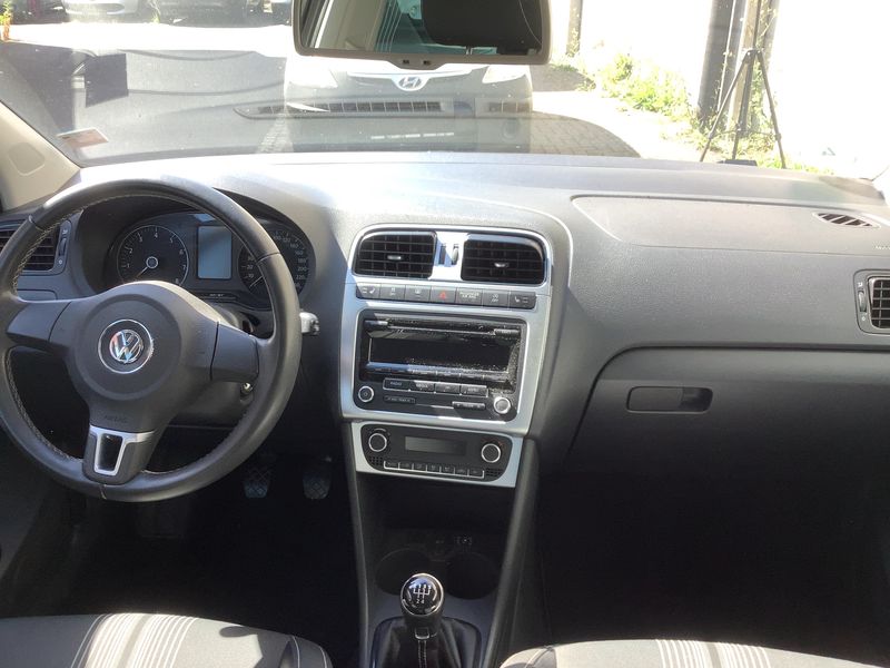 Volkswagen Polo 1.2 TSI Match BlueMotion Tech 2012 – снимка 17