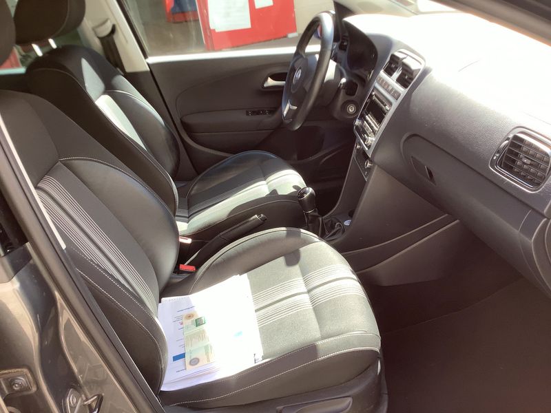 Volkswagen Polo 1.2 TSI Match BlueMotion Tech 2012 – снимка 16