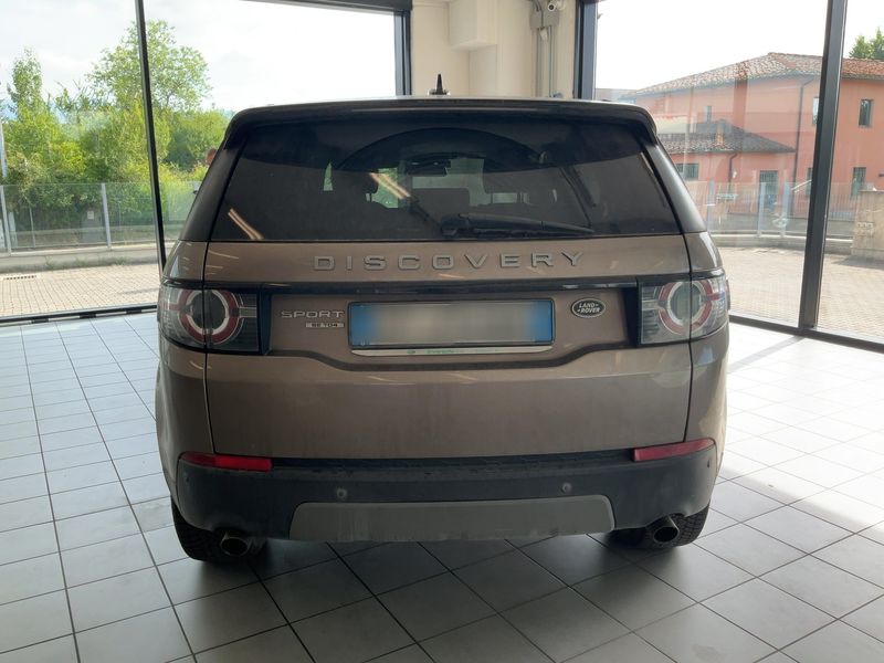 Land Rover Discovery Sport 2.2 Td4 SE AWD — zdjęcie 5