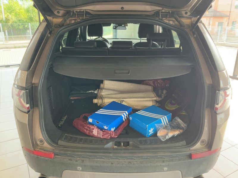 Land Rover Discovery Sport 2.2 Td4 SE AWD — zdjęcie 10