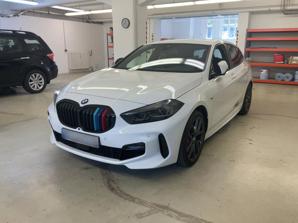 BMW 1er 2021 — photo 1