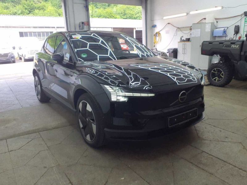 Volvo EX30 2024