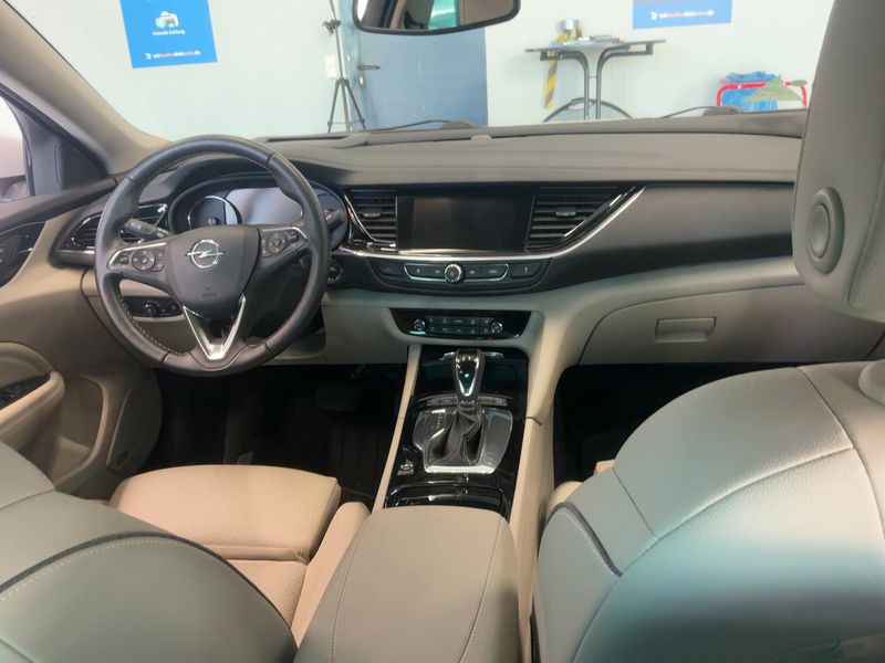 Opel Insignia Grand Sport 2.0 CDTI Business Innovation — zdjęcie 12
