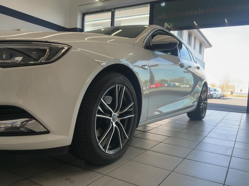 Opel Insignia Grand Sport 2.0 CDTI Business Innovation — zdjęcie 2