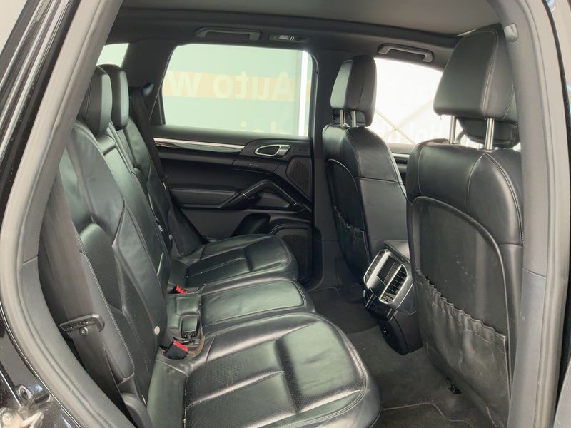 Porsche Cayenne Diesel — zdjęcie 14