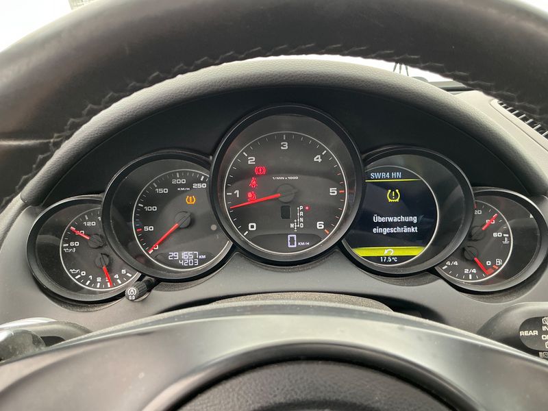 Porsche Cayenne Diesel — zdjęcie 13