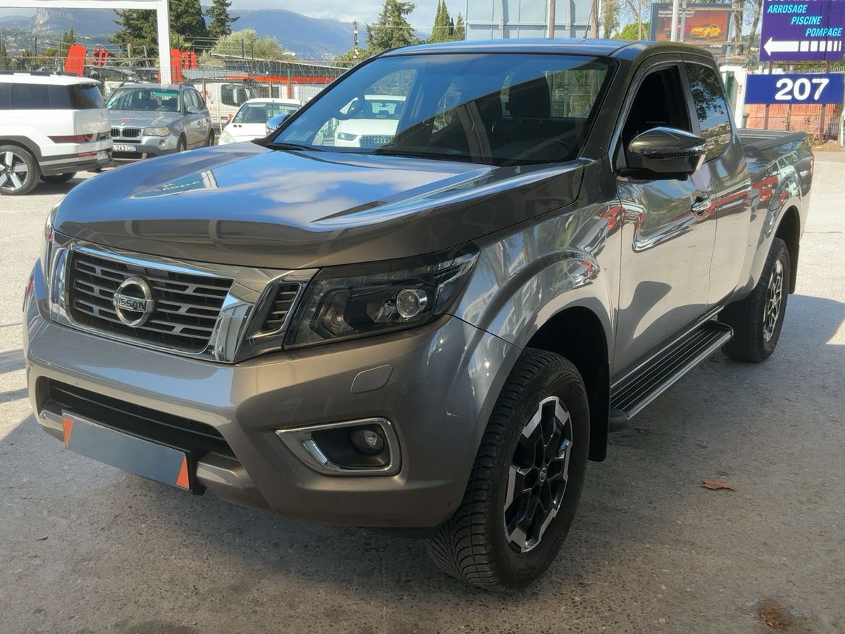 Nissan Navara NP-300 2.3 dCi Tekna King Cab 4x4