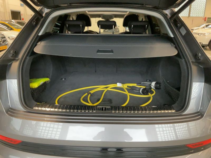 Audi e-tron 50 quattro advanced — zdjęcie 10
